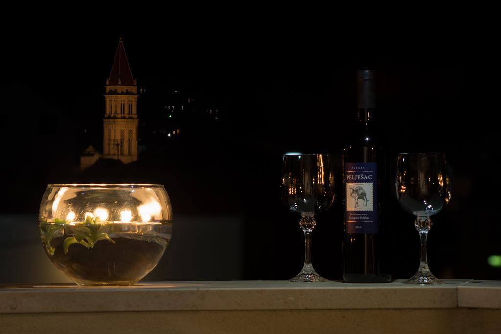 Apartmani Sara i Klara Trogir Exteriör bild