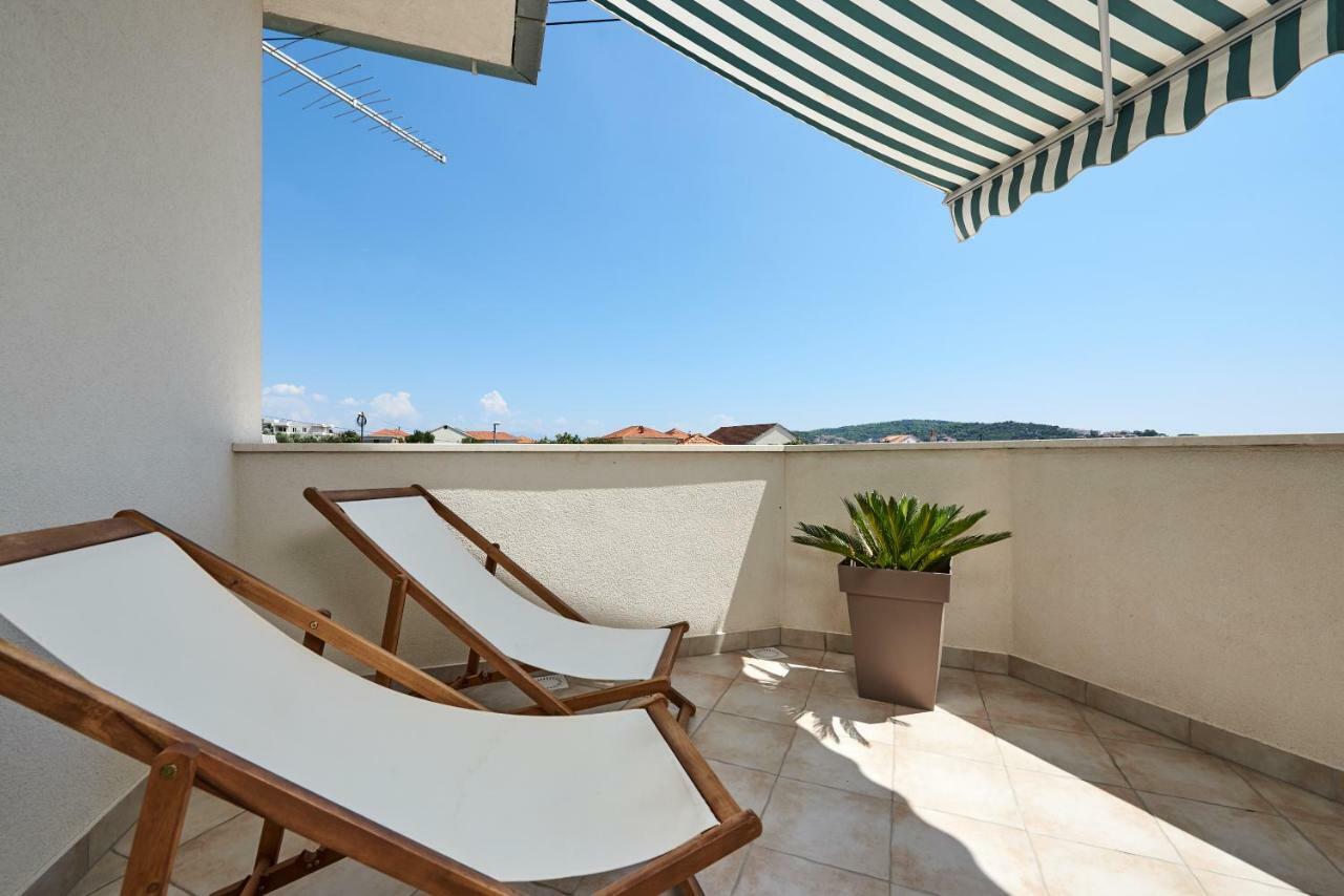 Apartmani Sara i Klara Trogir Exteriör bild