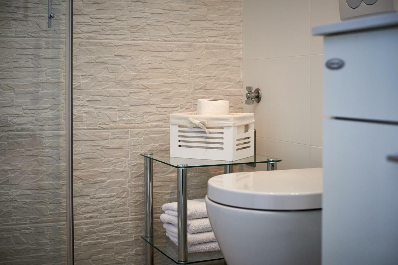 Apartmani Sara i Klara Trogir Exteriör bild